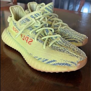 Yeezy Boost 350 V2 “Semi Frozen Yellow”